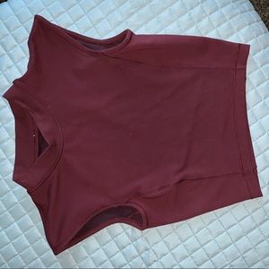 Lululemon crop top